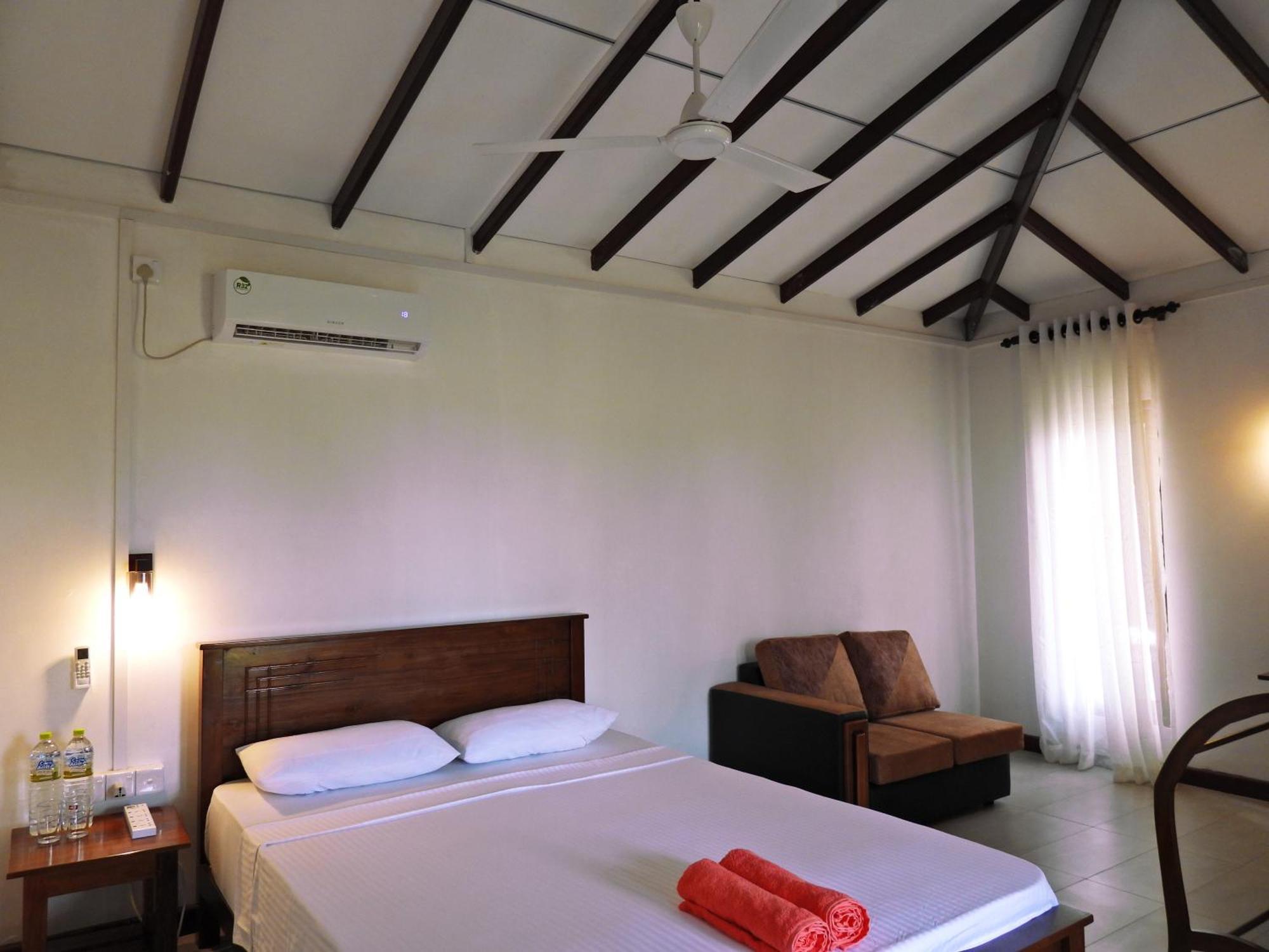 Green Sapphire Holiday Resort Wilpaththu Parque Nacional Parque Nacional Wilpattu Exterior foto